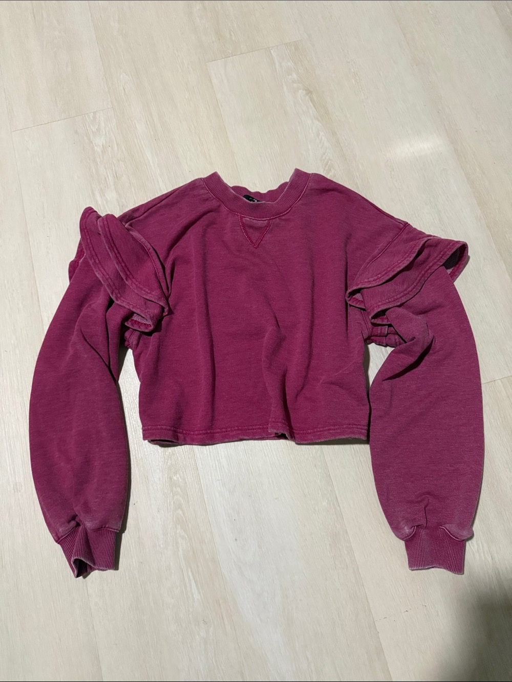7 For All Mankind Cropped Ruffle Sweatshirt size XS - Picture 2 of 4